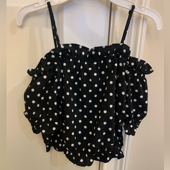 Black with white polka dot ruffled crop top from H&M! Size XS - Picture 2 of 6